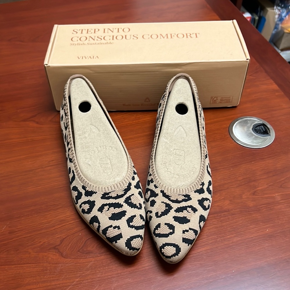 Brand new Vivaia flats 38.5 cheeta prints